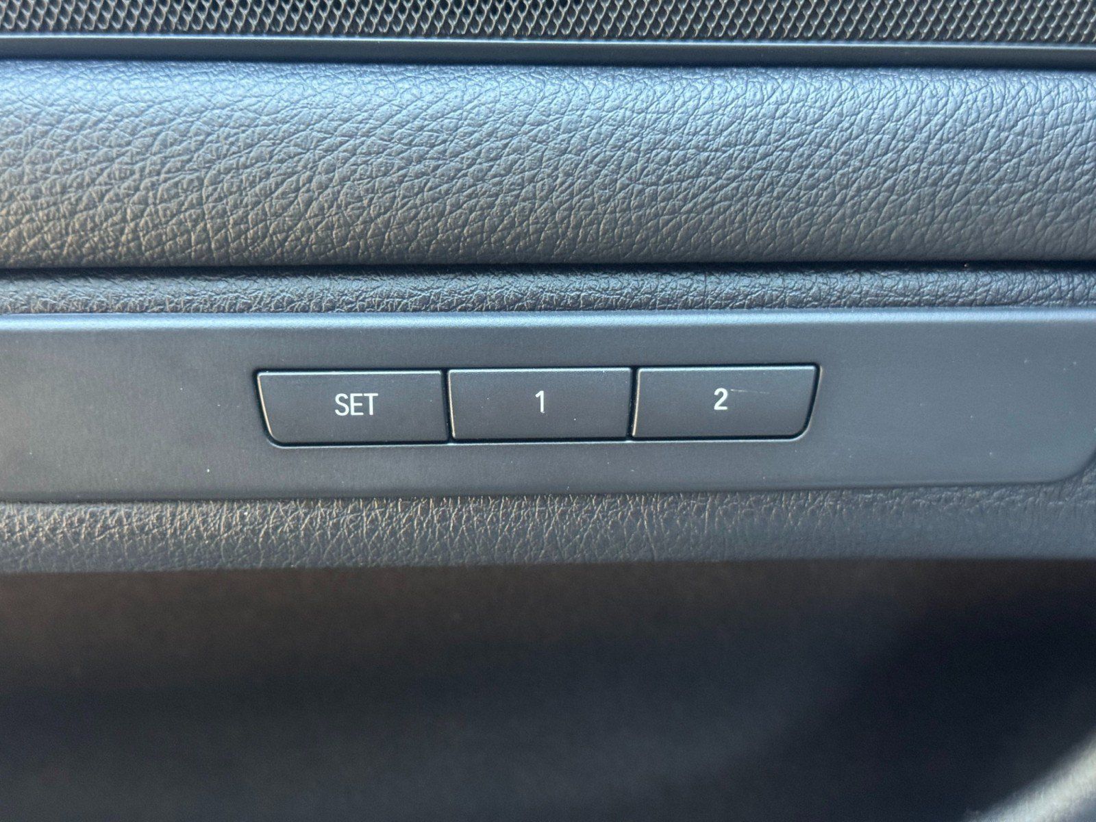 Used 2015 BMW 528i xDrive Sedan AWD/4WD image 17