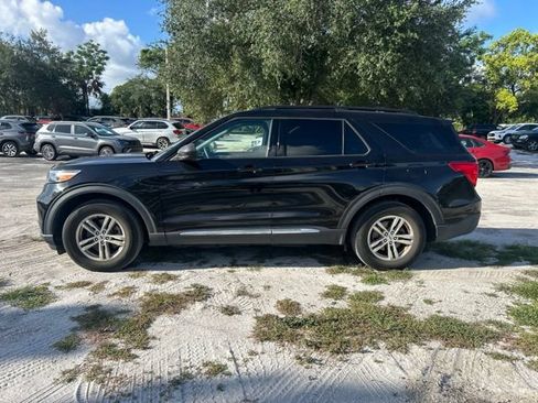 Used 2022 Ford Explorer XLT w/ Equipment Group 202A RWD image 17