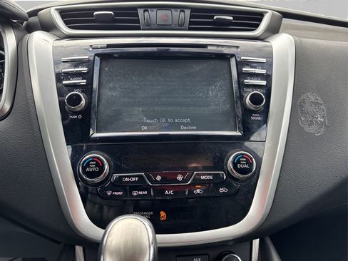 Used 2018 Nissan Murano Platinum image 18