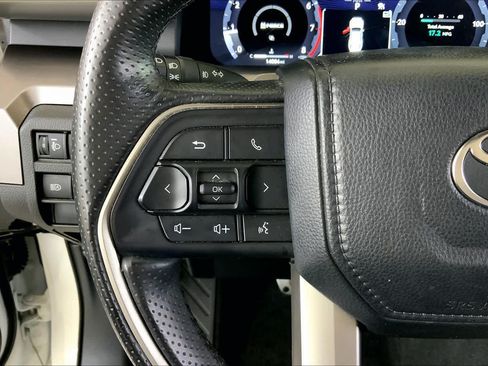 Used 2025 Toyota 4Runner TRD Sport AWD/4WD image 23