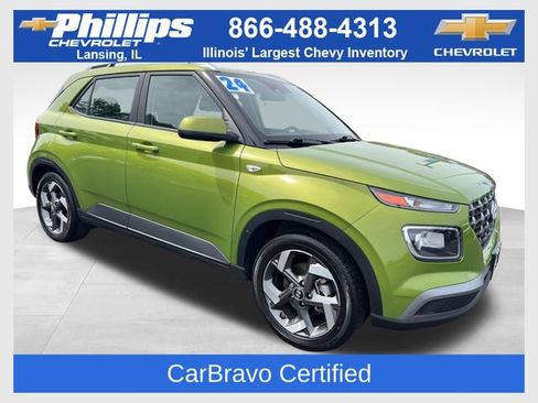 Used 2024 Hyundai Venue SEL FWD image 1