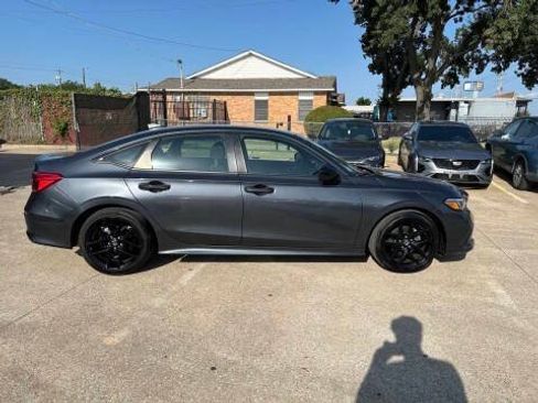 Used 2024 Honda Civic Sport image 5