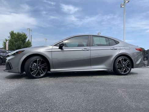 Used 2026 Toyota Camry XSE FWD image 5