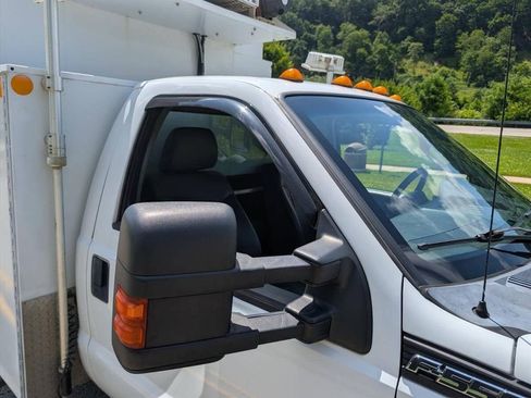 Used 2011 Ford F550 2WD Regular Cab Super Duty w/ Payload Upgrade Pkg image 23