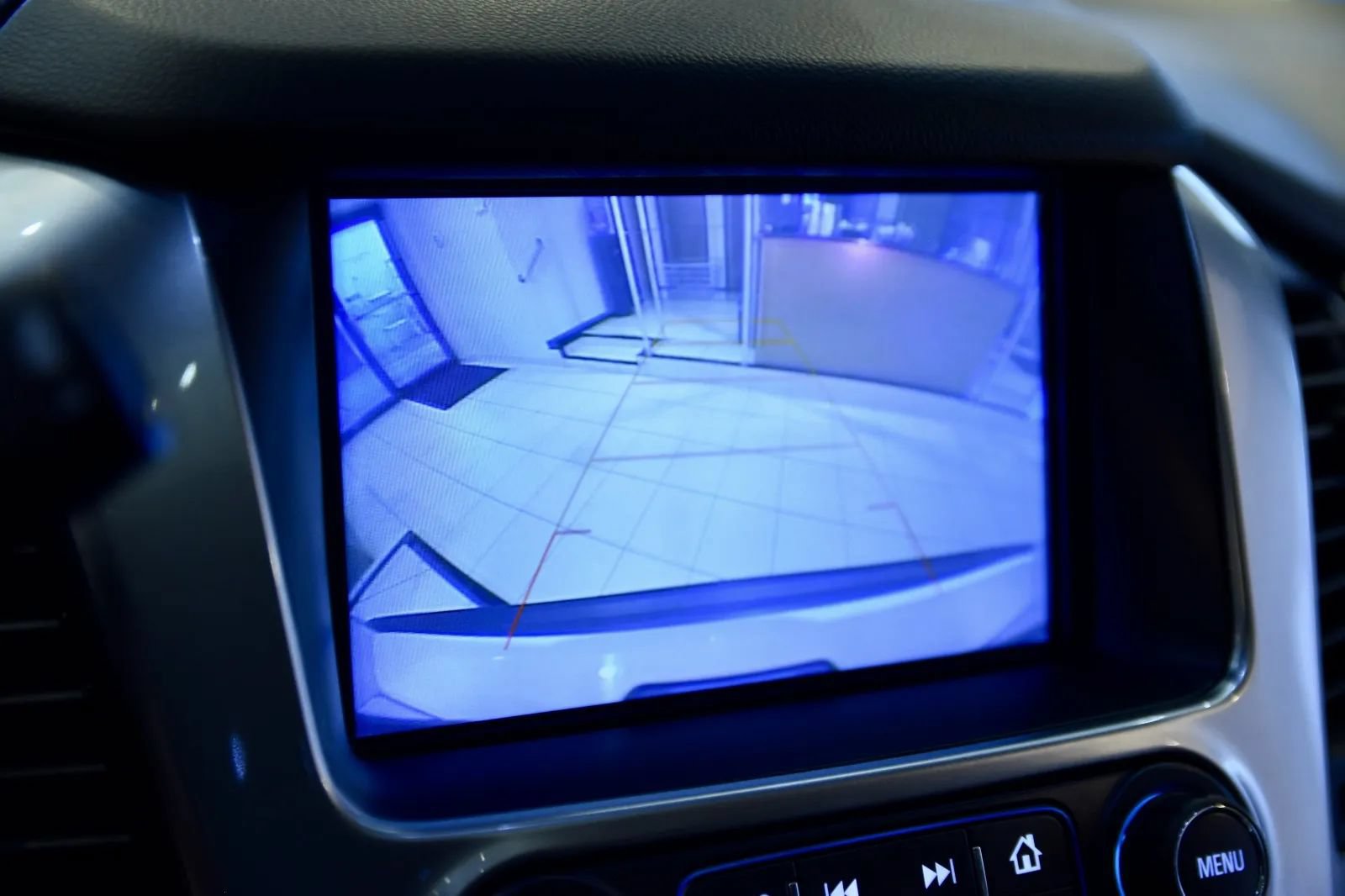 Used 2019 Chevrolet Tahoe Premier AWD/4WD image 19