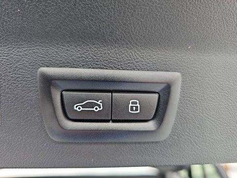 Used 2024 BMW X3 sDrive30i w/ Premium Package w/ZPA image 13