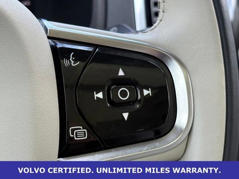 Certified 2024 Volvo XC90 T8 Plus w/ Protection Package AWD/4WD image 18
