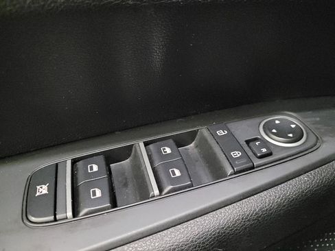 Used 2020 Kia Forte LXS FWD image 27