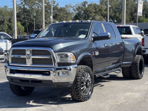 Used 2015 RAM 3500 Laramie Longhorn image 11