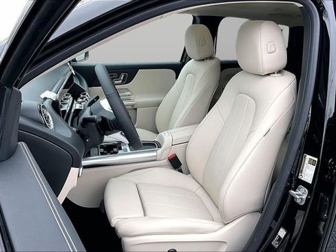 New 2026 Mercedes-Benz GLA 250 4MATIC image 12