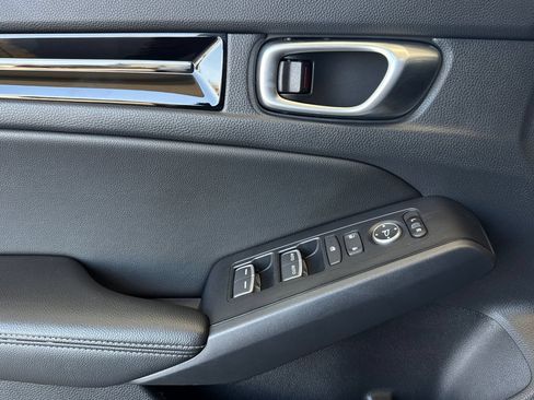 Certified 2024 Honda Civic EX-L image 11
