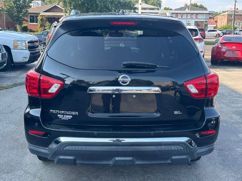Used 2018 Nissan Pathfinder SL FWD image 7