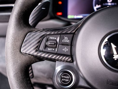 Used 2022 Maserati MC20 Coupe RWD image 38