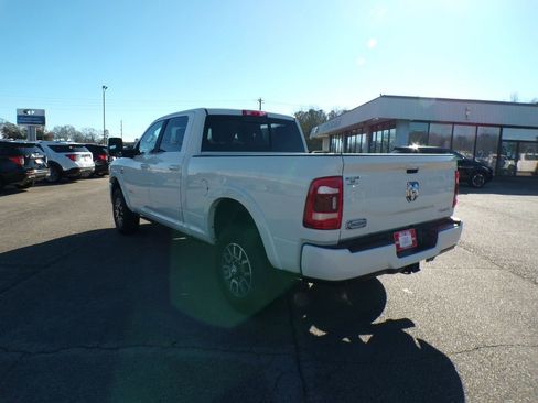 Used 2024 RAM 3500 Limited image 3