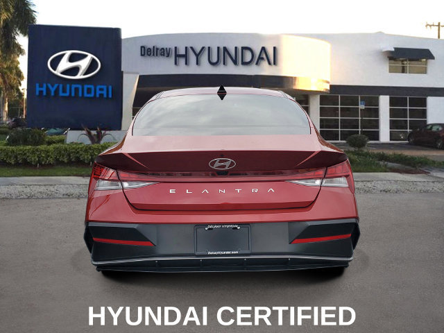 Used 2025 Hyundai Elantra SEL FWD image 5