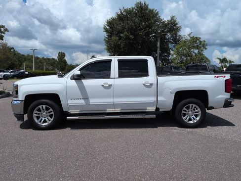 Used 2018 Chevrolet Silverado 1500 LT w/ All Star Edition AWD/4WD image 3