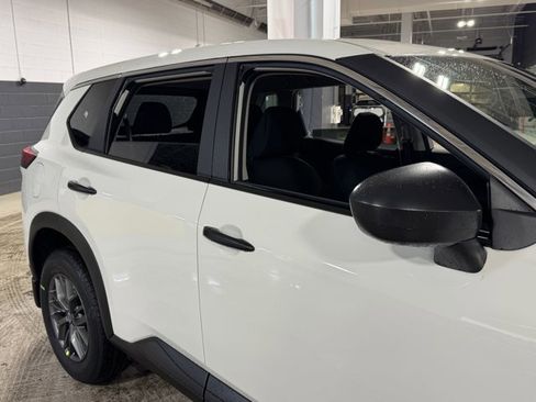 New 2026 Nissan Rogue S image 5