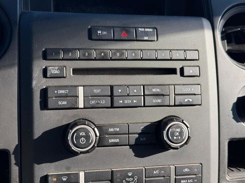 Used 2014 Ford F150 STX w/ Equipment Group 201A Mid image 25