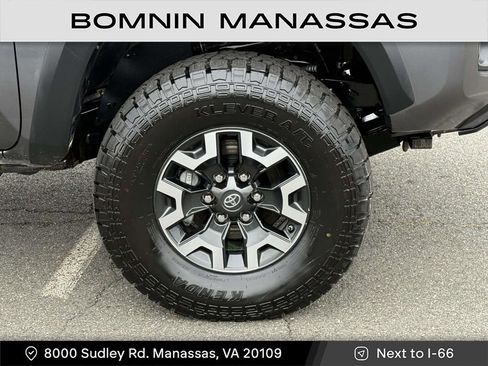 Used 2021 Toyota Tacoma TRD Off-Road image 7