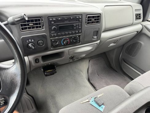 Used 2002 Ford F350 XLT AWD/4WD image 25