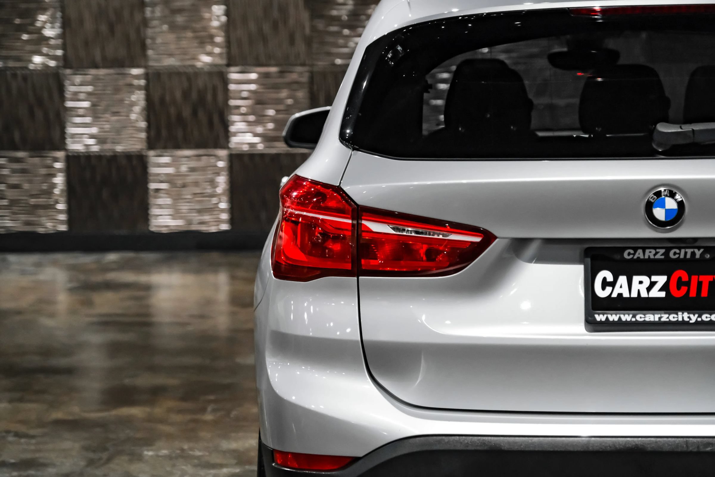 Used 2018 BMW X1 sDrive28i FWD image 44