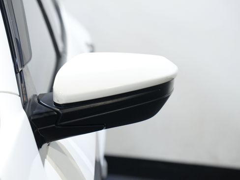 Used 2018 Honda Civic Type R image 11