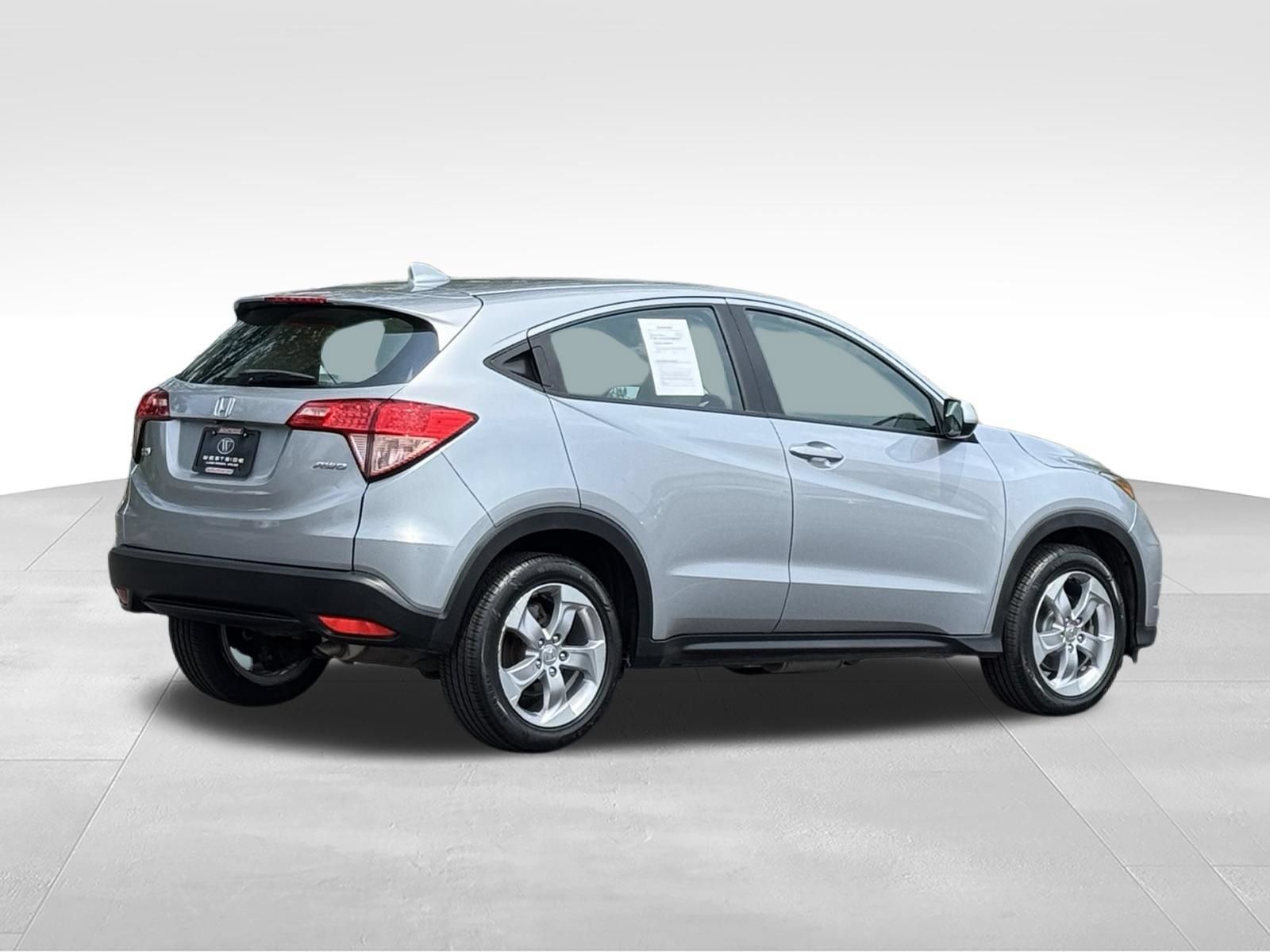 Used 2018 Honda HR-V LX image 4