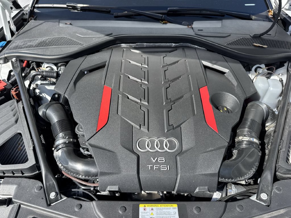 Used 2025 Audi S8 w/ Executive Package AWD/4WD image 59