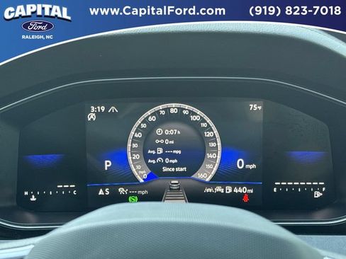 Used 2025 Volkswagen Jetta SE FWD image 26