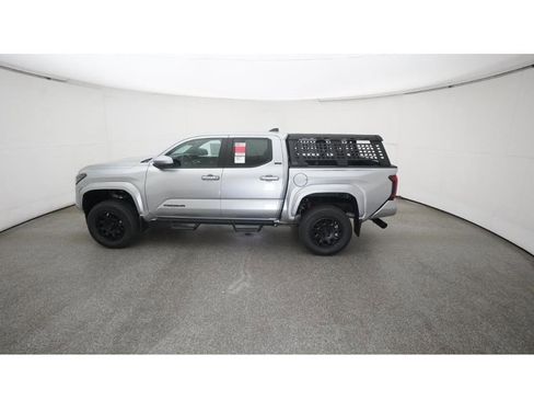 New 2025 Toyota Tacoma SR5 image 3
