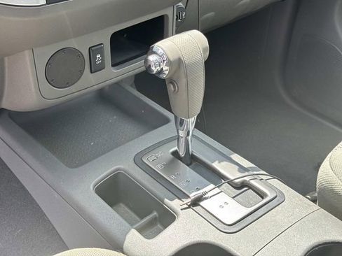 Used 2019 Nissan Frontier SV RWD image 31