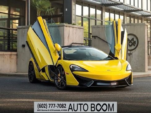 Used 2018 McLaren 570S Coupe RWD image 1