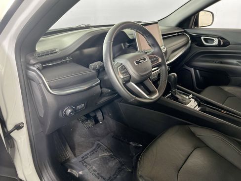 Used 2022 Jeep Compass High Altitude AWD/4WD image 9