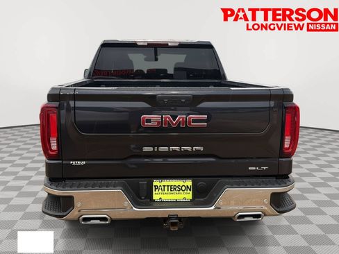 Used 2022 GMC Sierra 1500 SLT w/ SLT Convenience Package AWD/4WD image 3