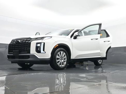 Used 2023 Hyundai Palisade SE image 33