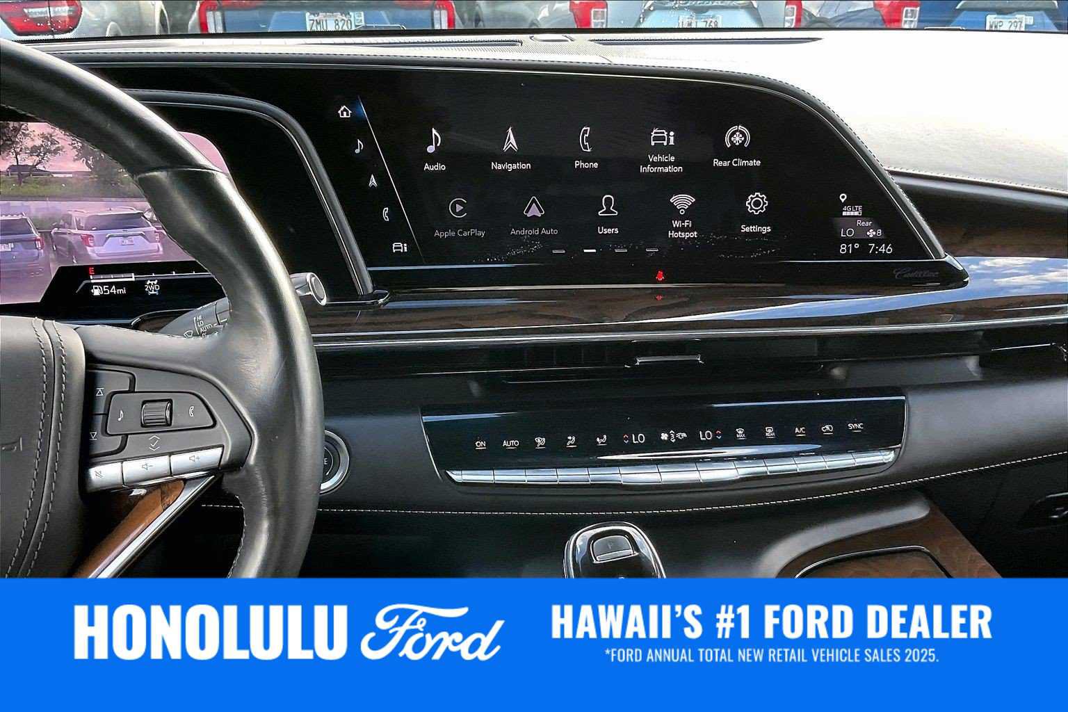 Used 2021 Cadillac Escalade ESV Sport Platinum w/ LPO, ONYX Package AWD/4WD image 15