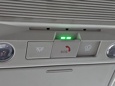 New 2026 Nissan Kicks SR w/ Cold Weather Package image 18