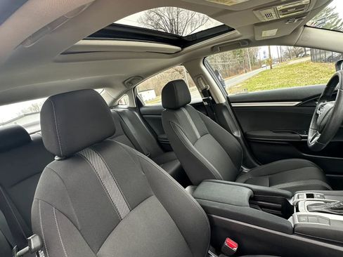 Used 2018 Honda Civic EX image 29