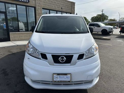 Used 2020 Nissan NV200 S image 2