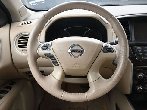 Used 2014 Nissan Pathfinder Platinum w/ Platinum Premium Package image 21