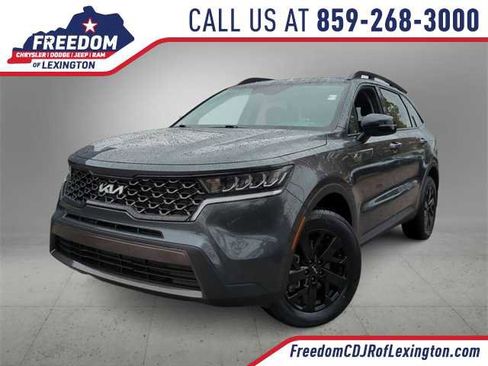 Used 2022 Kia Sorento S image 1