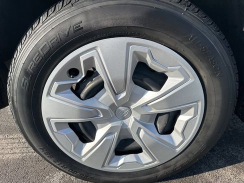 Used 2023 Subaru Forester image 29