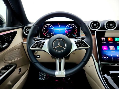 Used 2025 Mercedes-Benz C 300 Sedan image 22