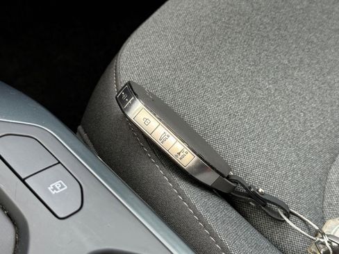 Used 2025 Kia K4 LXS image 21