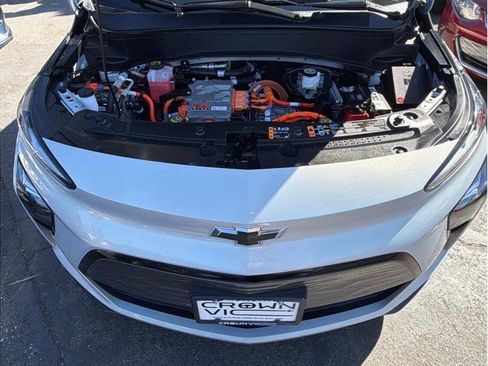 Used 2023 Chevrolet Bolt EUV LT w/ Driver Confidence Package FWD image 28