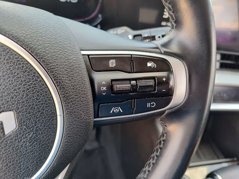 Used 2023 Kia Sportage EX FWD image 24