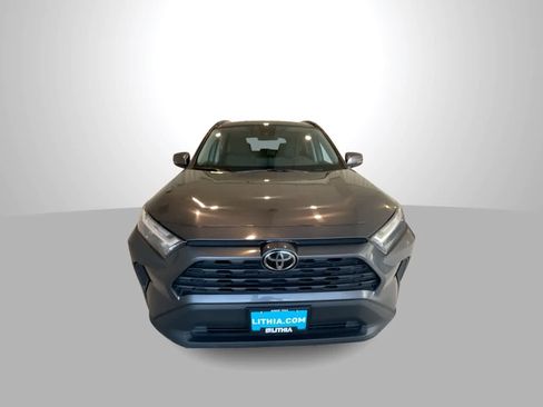 Used 2025 Toyota RAV4 XLE AWD/4WD image 3