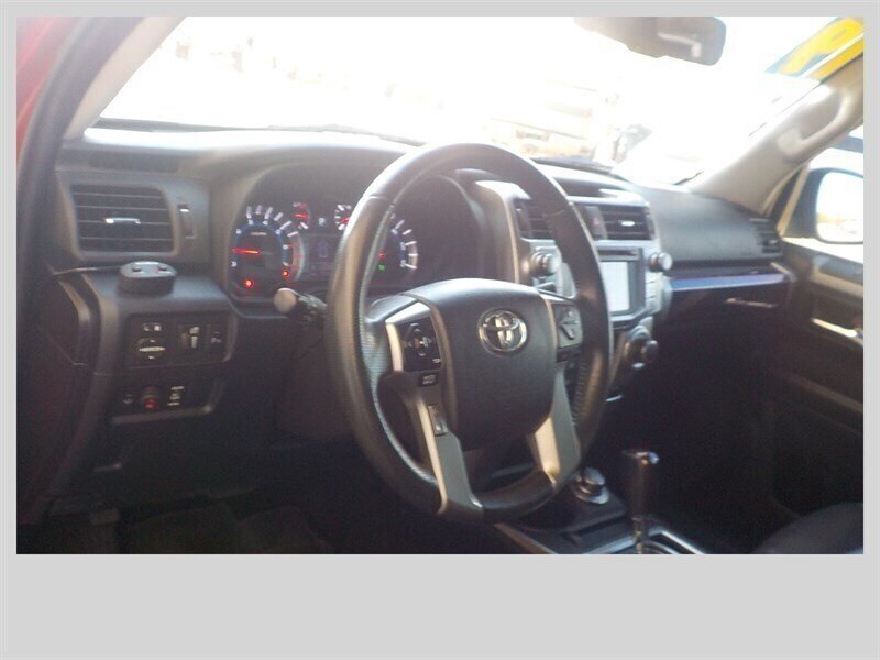 Used 2019 Toyota 4Runner Limited AWD/4WD image 12