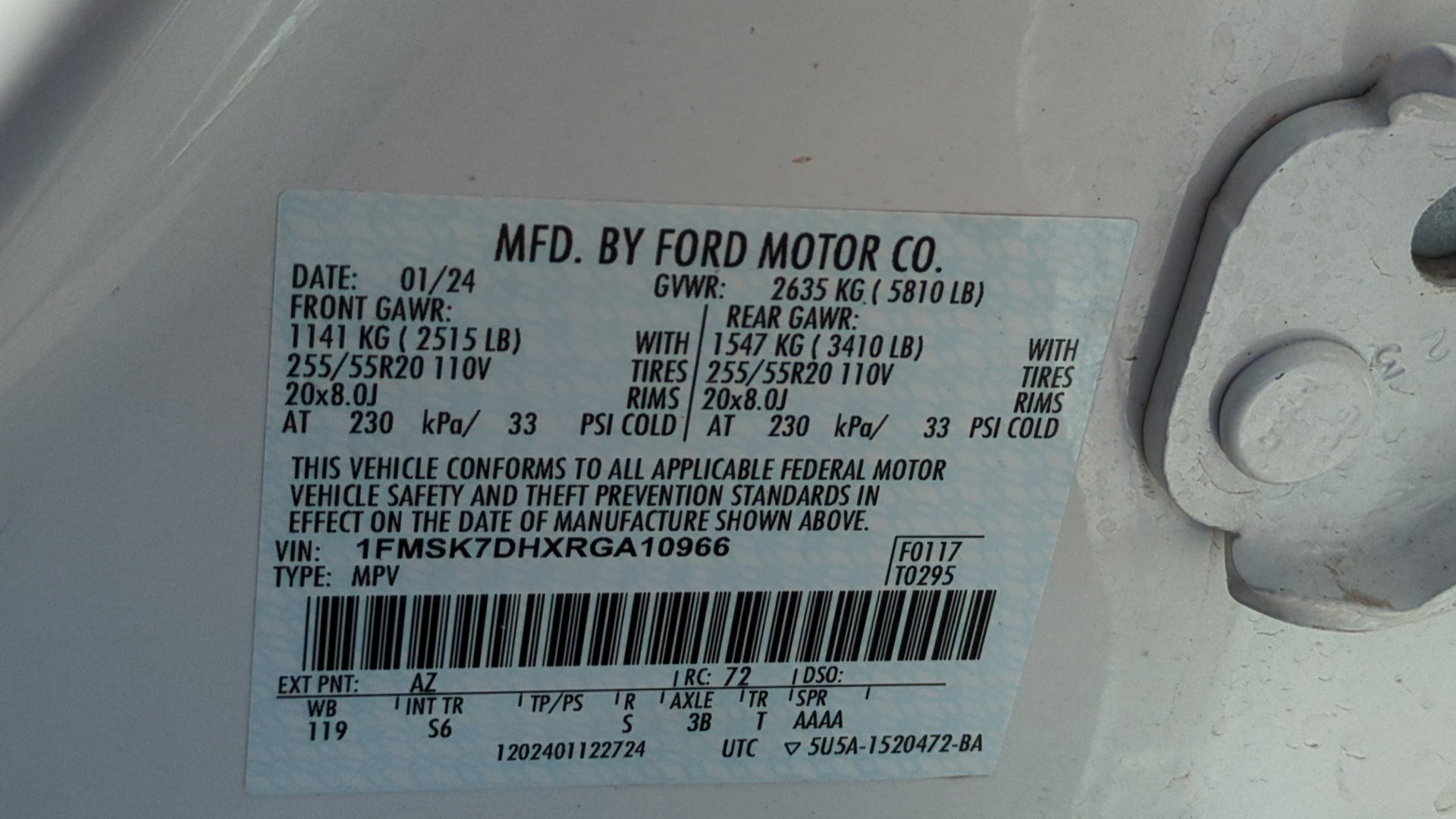 Used 2024 Ford Explorer XLT w/ Equipment Group 202A RWD image 35