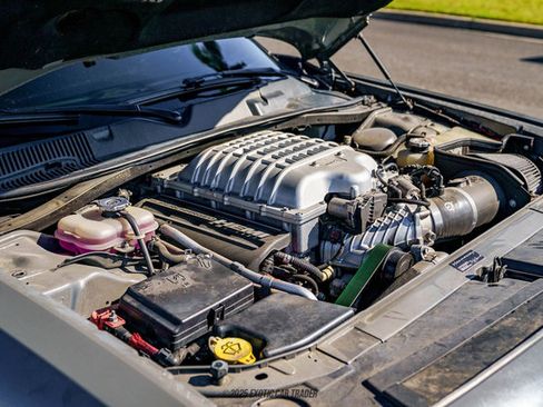 Used 2018 Dodge Challenger SRT Hellcat image 21